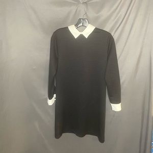 3/$30 Cute collared dress